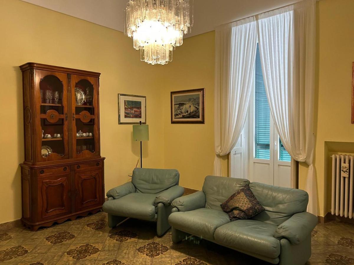 Incantevole Appartamento Al Borgo Monopoli Exterior photo