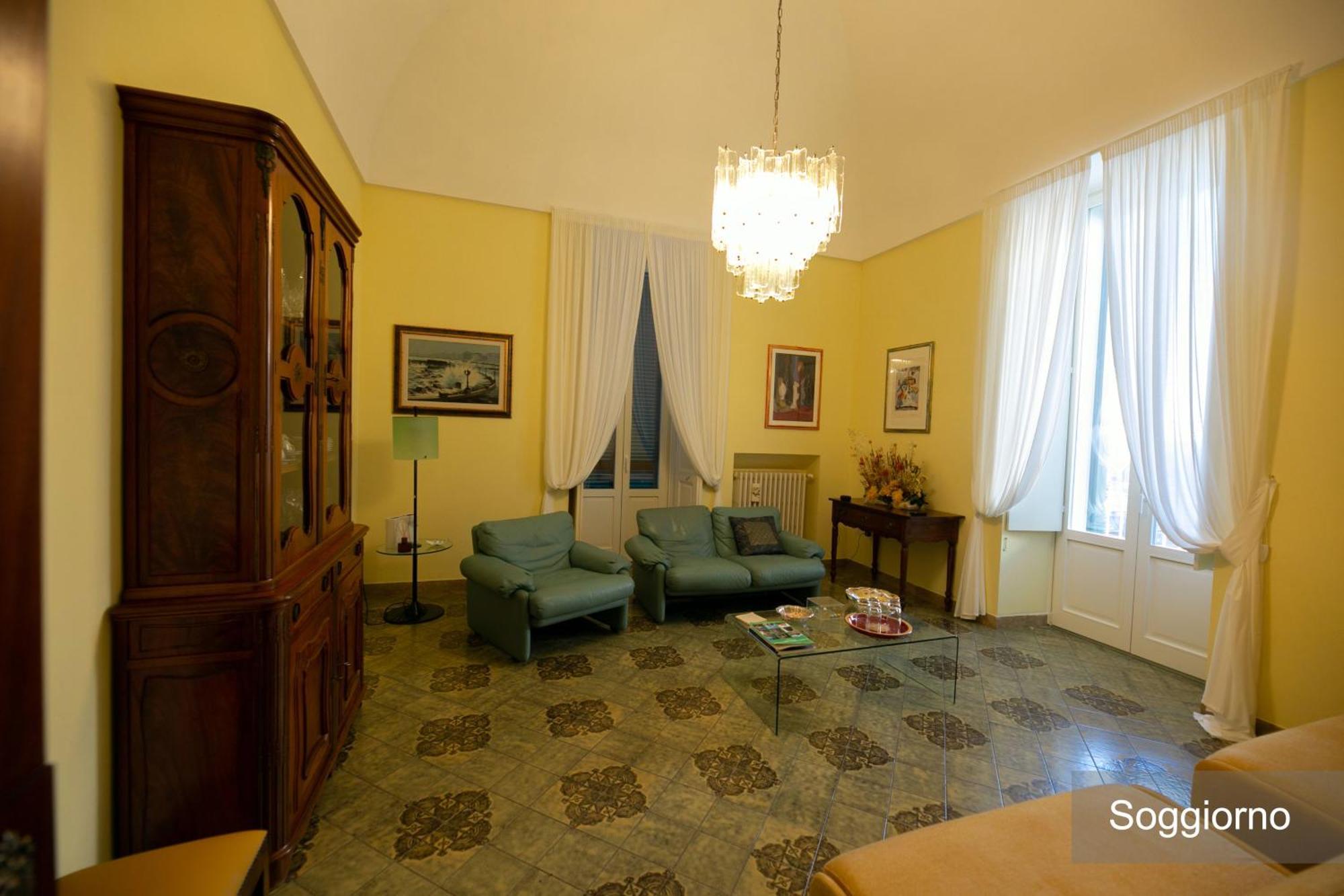 Incantevole Appartamento Al Borgo Monopoli Exterior photo